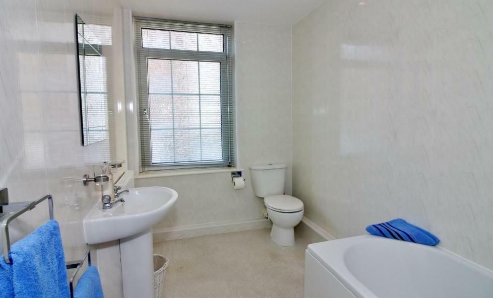 The Coach House Apartment Lytham St Annes Extérieur photo